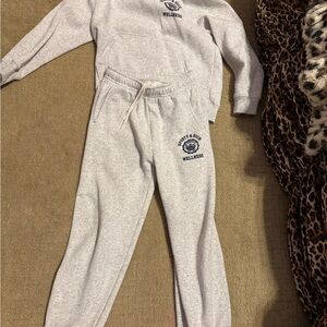 Sporty & Rich Kids Gray Jogger Set